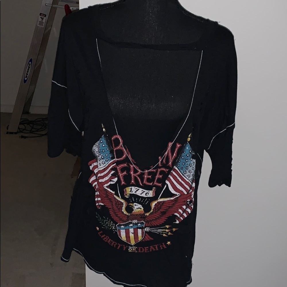 Fashion nova tee